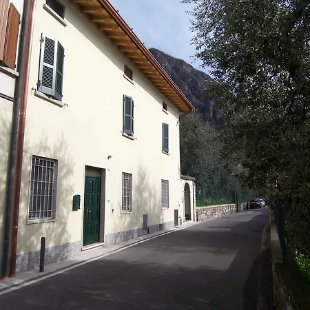 Casa Lory Marone
