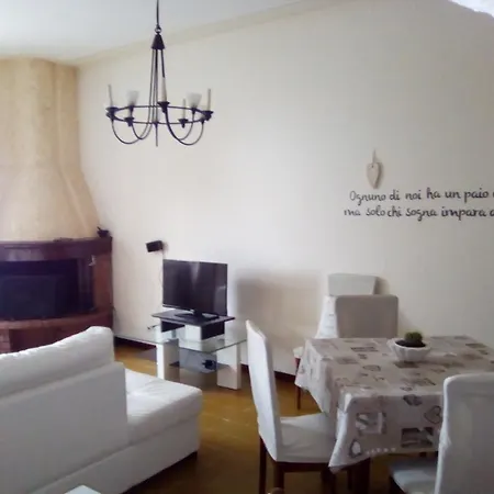 Casa Lory * Marone